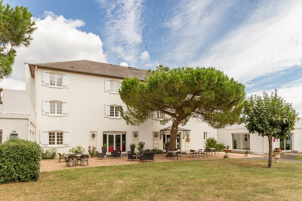 Logis Hotel Restaurant Des Chateaux 아제르히도 외부 사진
