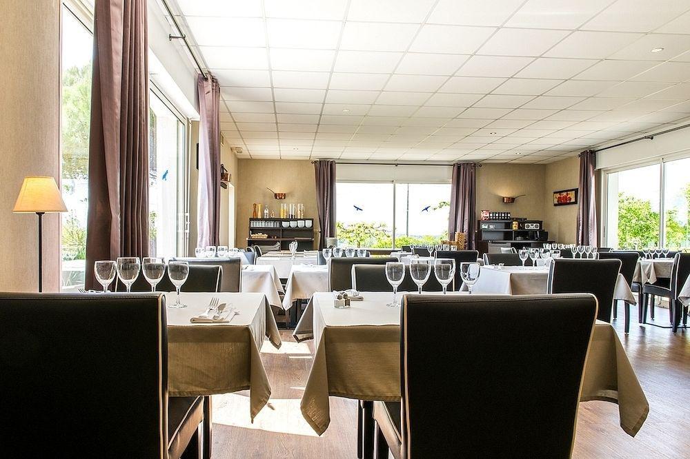 Logis Hotel Restaurant Des Chateaux 아제르히도 외부 사진